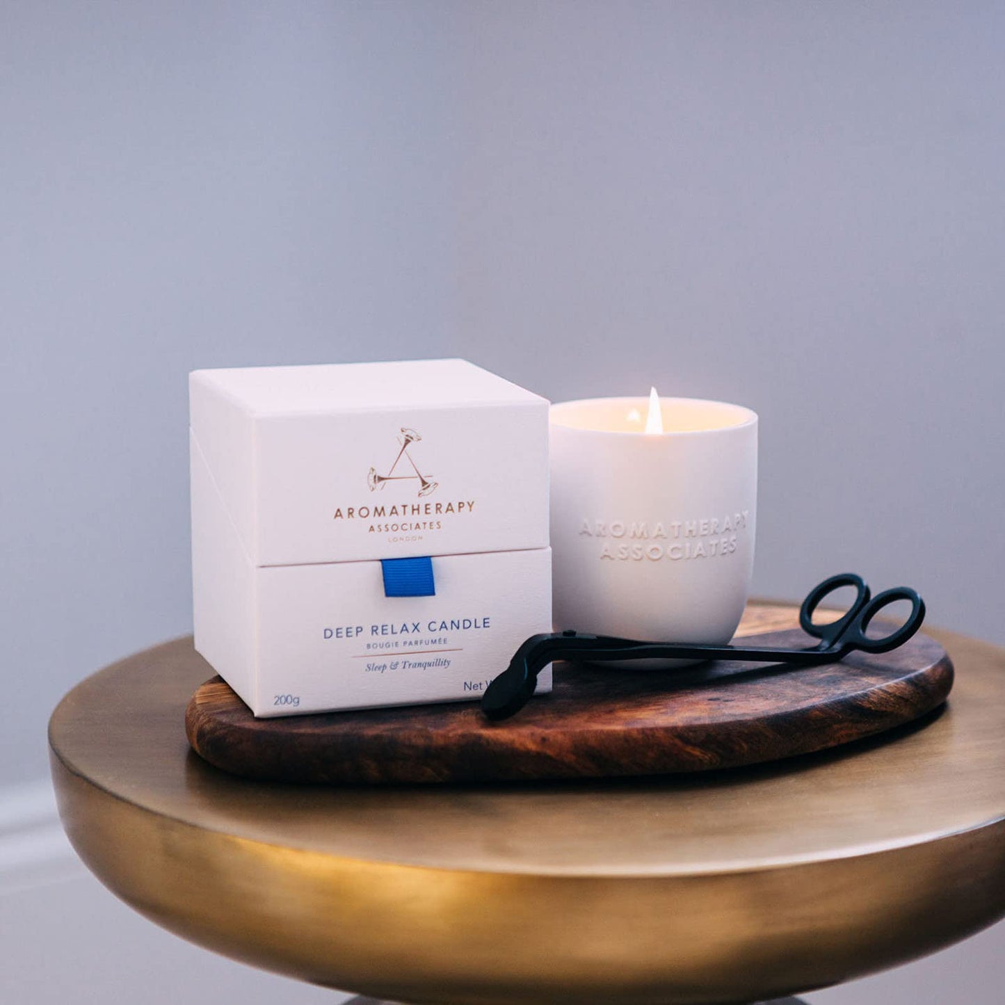 Aromatherapy Associates Deep Relax Candle – 40-Hour, Hand-Poured Vegan Wax for Sleep & Tranquility