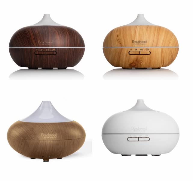 Beachwood Essentials Ultimate Ultrasonic Aromatherapy Diffuser - Therapeutic Grade, 3 Timer, 7 Ambient Lights, 16 Hours, Bamboo 300mL