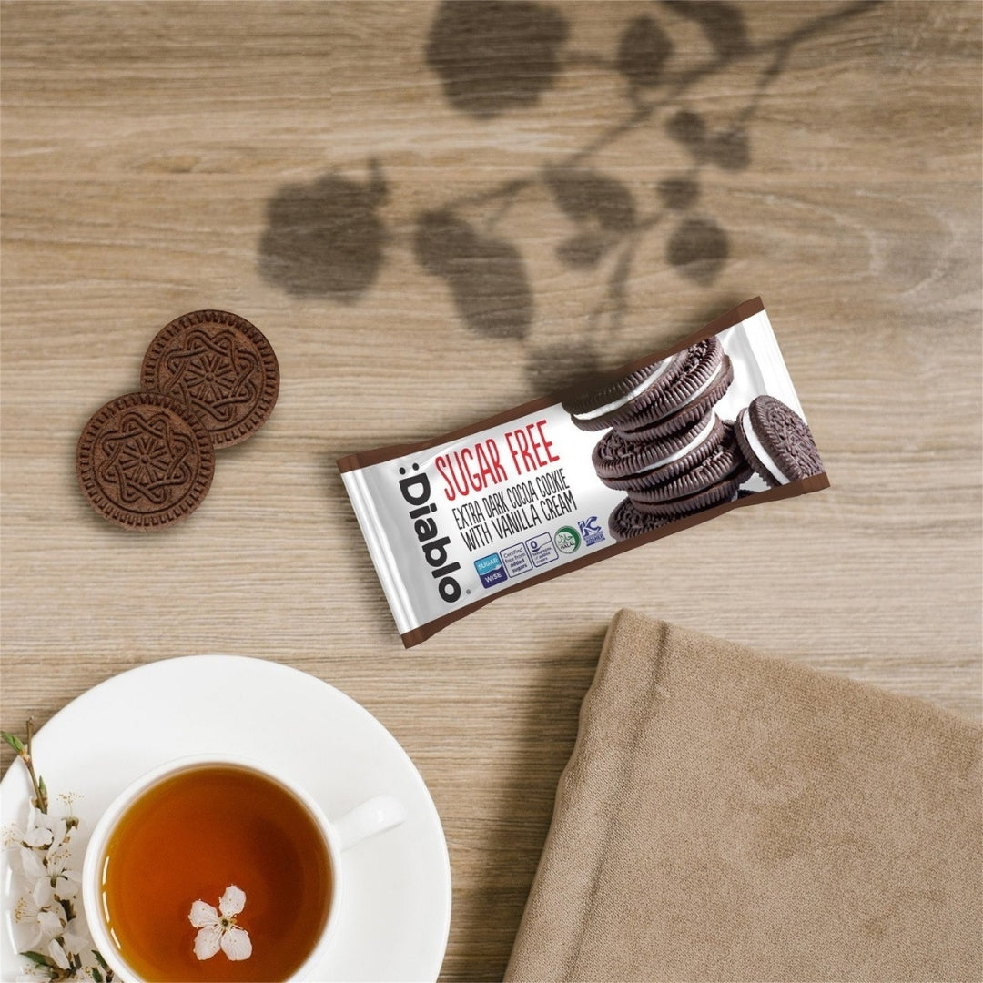 Extra Dark Sandwich Cookies with Vanilla Cream (44g) Diablo Sugar Free