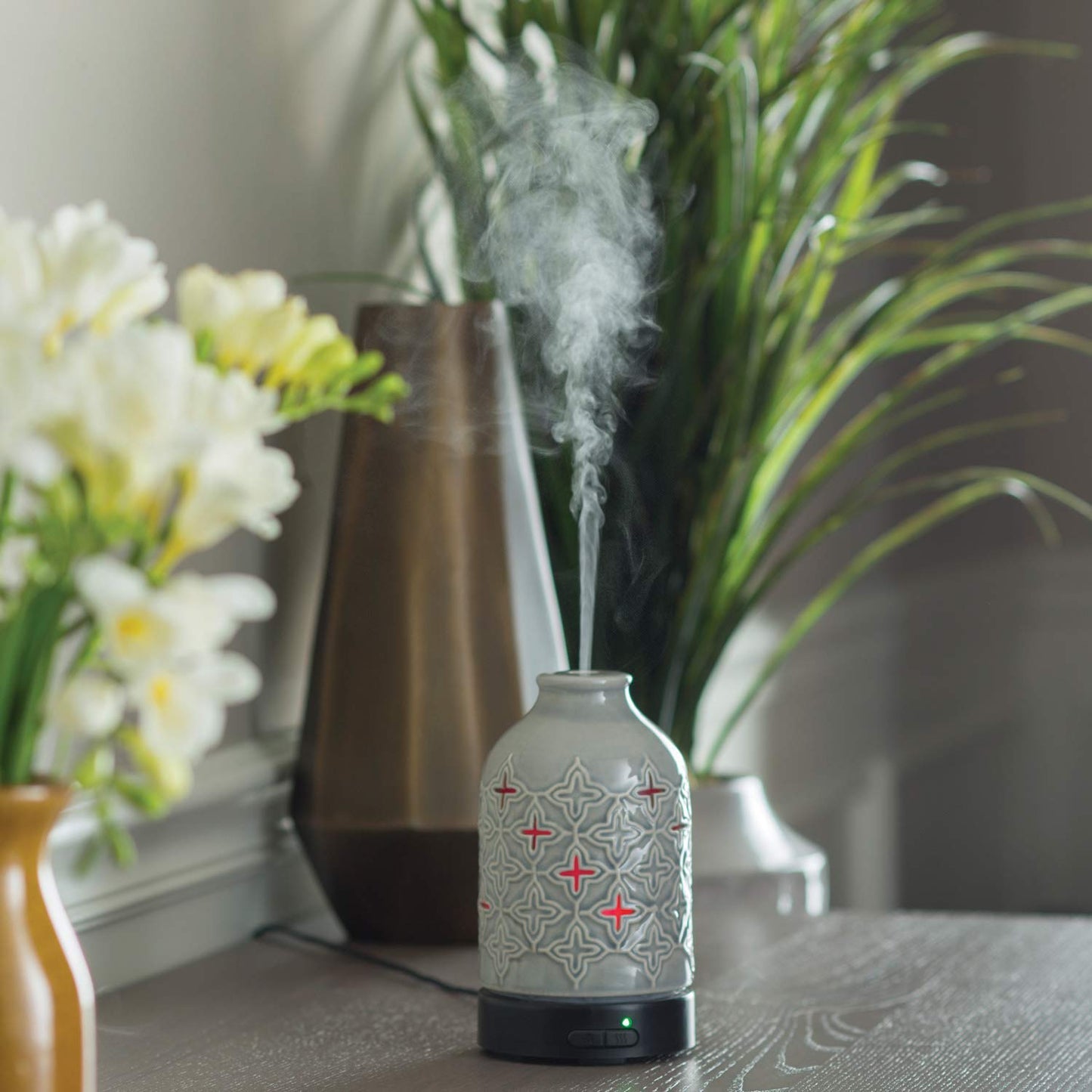 Airome Jasmine Medium Ceramic Diffuser - 100 mL Ultrasonic with 8 LED Colors