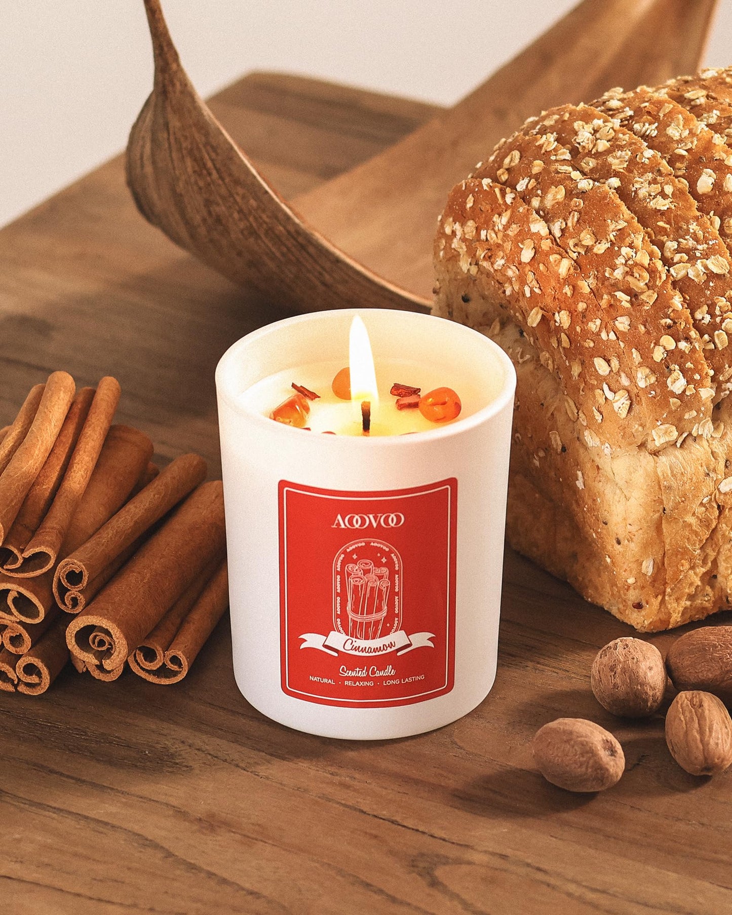 AOOVOO Cinnamon Scented Candle for Women – 7oz Soy Aromatherapy Candle with Crystals Inside | Gift for Women & Mom