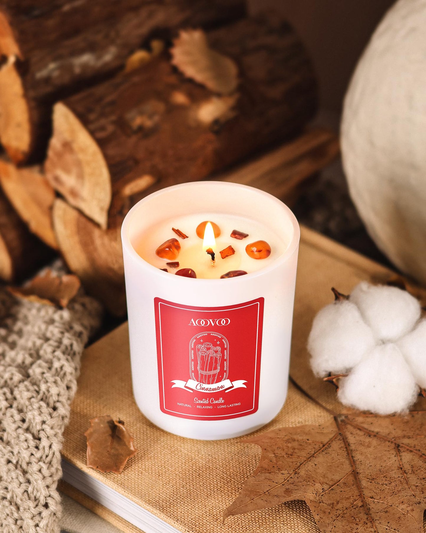 AOOVOO Cinnamon Scented Candle for Women – 7oz Soy Aromatherapy Candle with Crystals Inside | Gift for Women & Mom
