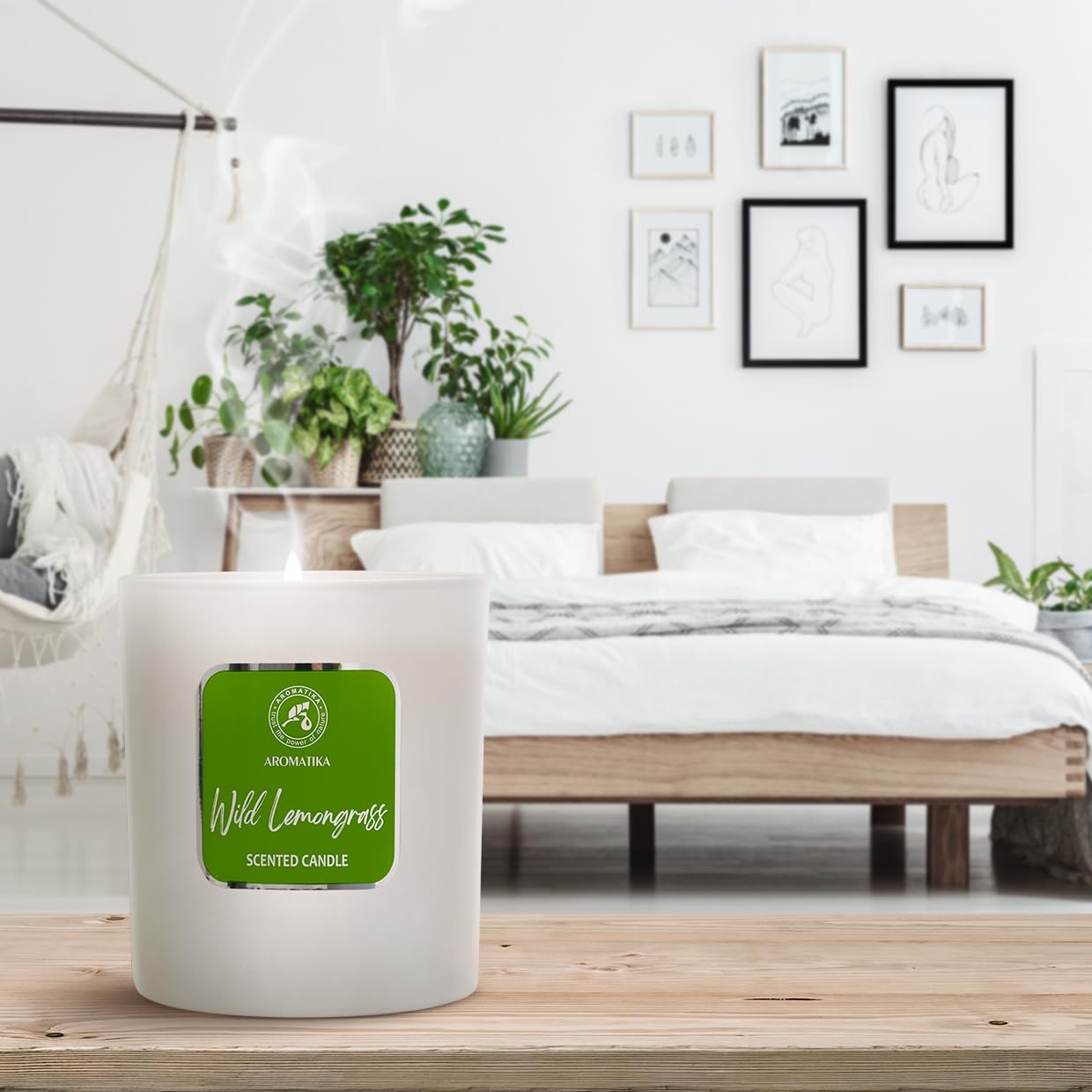 AROMATIKA Soywax Lemongrass Candle – Aromatherapy, Up to 45h Burn Time, Glass Jar Gift