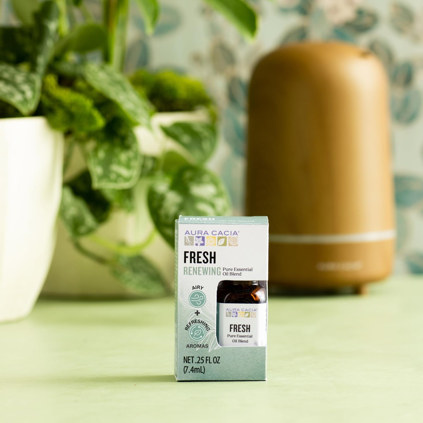 Aura Cacia Fresh Essential Oil Blend – 0.25 fl oz Boxed | Light Aroma, No Synthetic Fragrances
