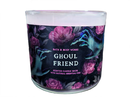 Bath & Body Works White Barn 3-Wick Candle with Essential Oils - 14.5 oz (Ghoul Friend) - 2021 Halloween