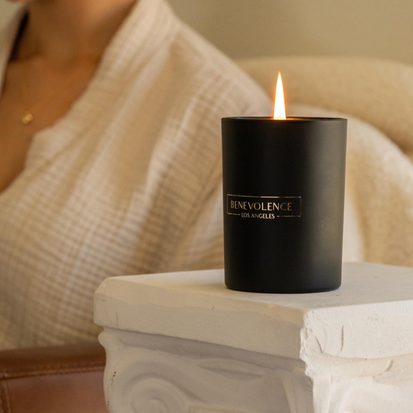 Benevolence LA Black Berries Baies Scented Candle – 10oz Soy Wax