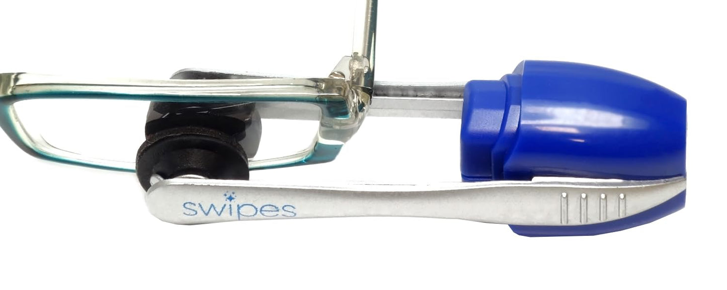 Calabria Swipes Mini Eyeglass Cleaner | Carbon Lens Cleaner