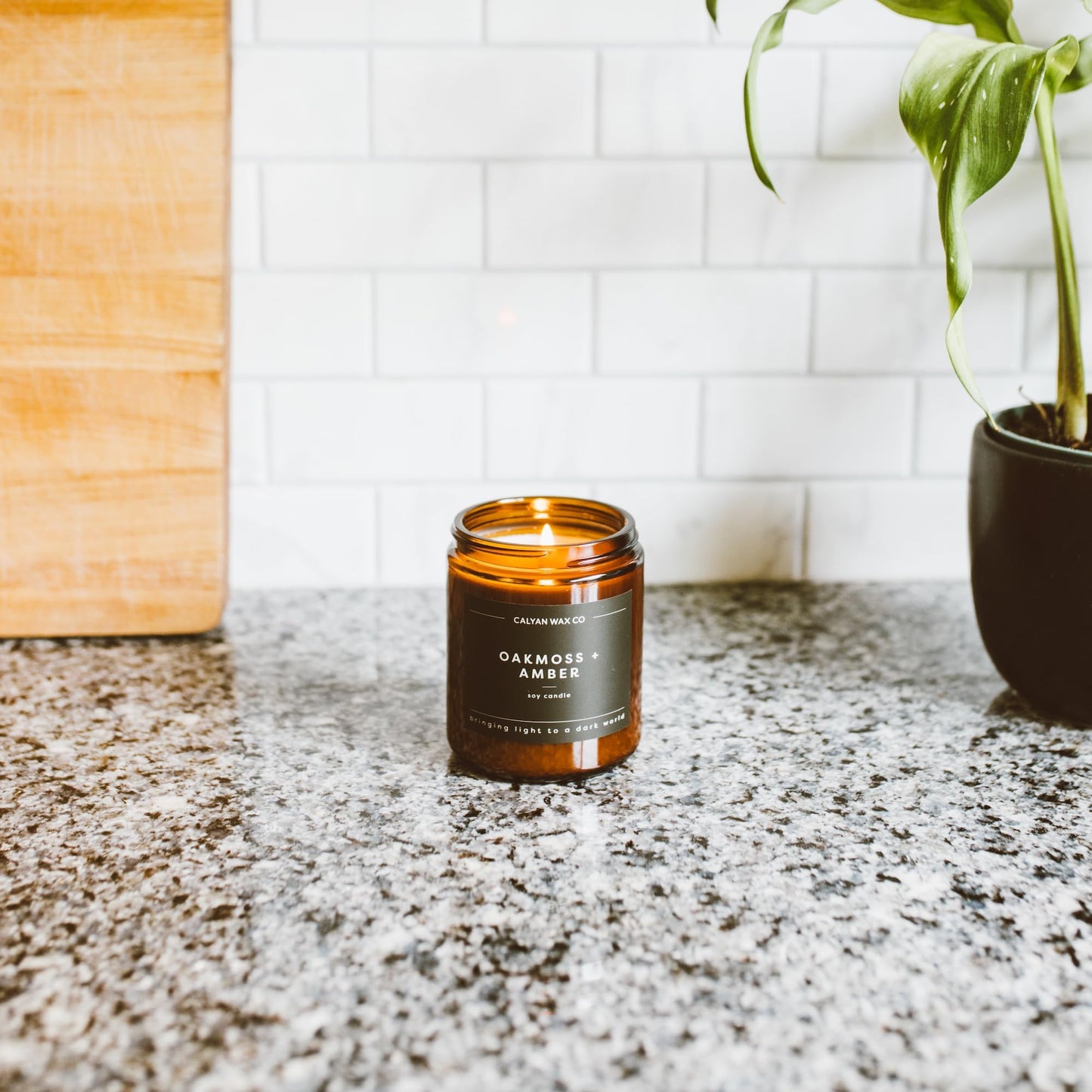 Calyan Wax Co. Grapefruit & Flora – 57 Hour Burn, Non-Toxic Soy Candle