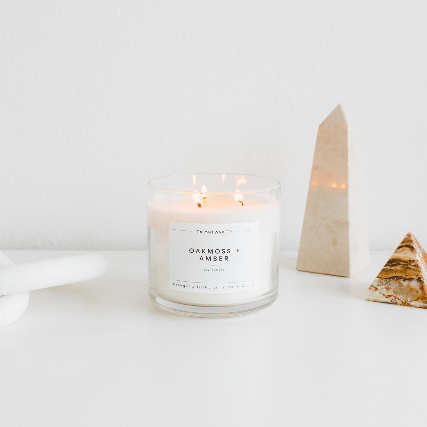 Calyan Wax Co. Oakmoss & Amber 3-Wick Soy Candle – 14.9oz
