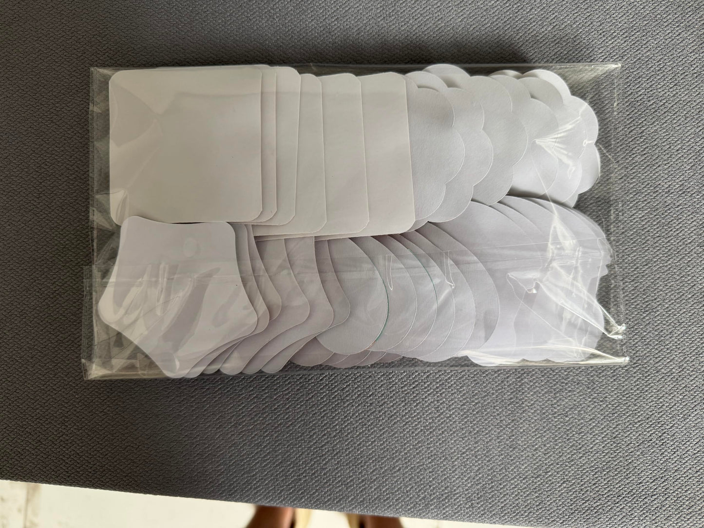 30 Pcs Disposable Castor Oil Patches – Self-Adhesive, Breathable, Leak-Proof (Mix Shapes & Skin Colors)