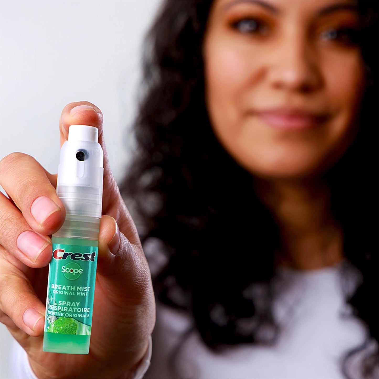 Crest Scope Breath Mist 3-Pack – Mint, 0.24 oz (7 mL) per spray, 0.72 oz total | Travel Friendly