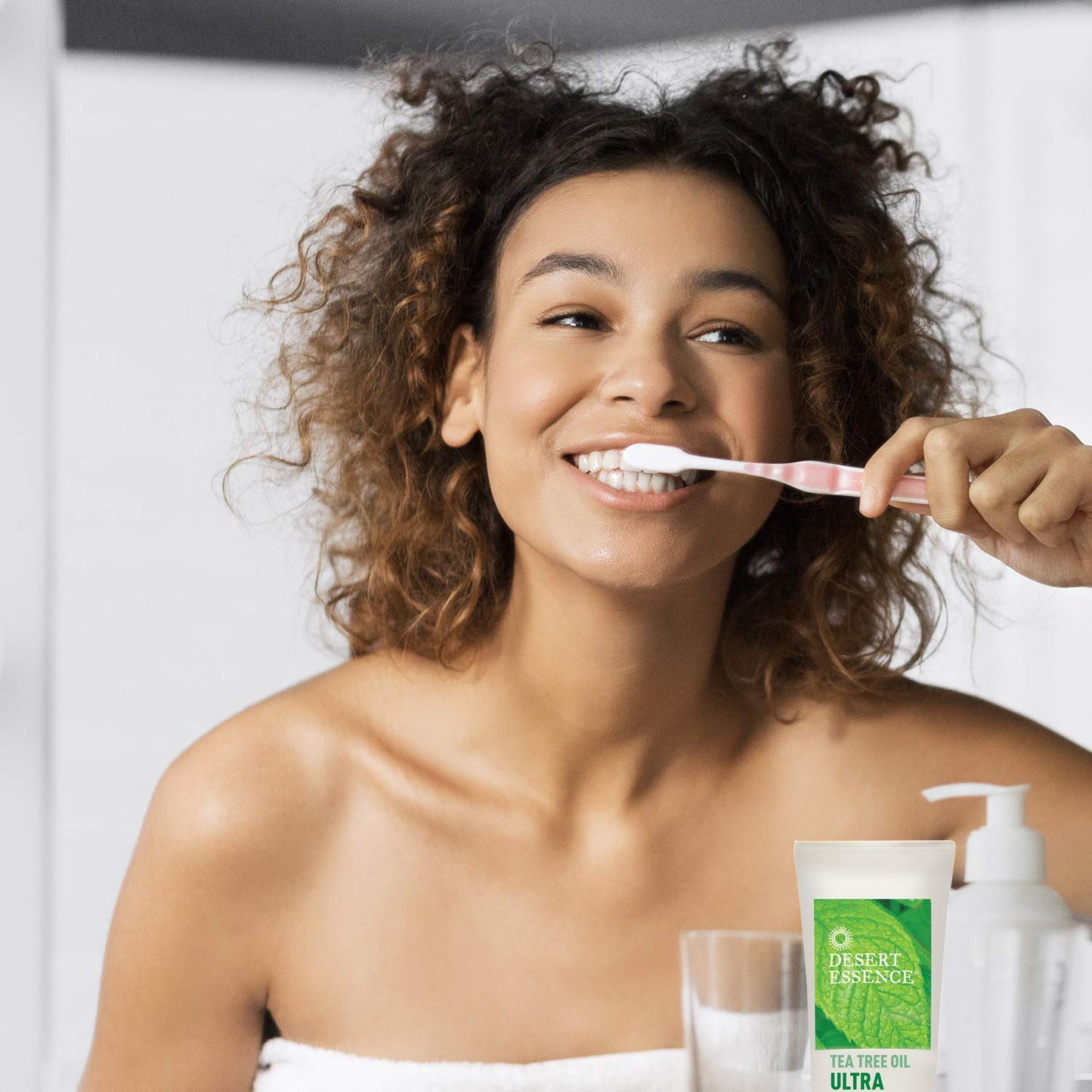 Desert Essence Tea Tree Oil Ultra Care Toothpaste - Mega Mint (6.25 oz) – Soothe Gums, Reduce Plaque, Fresh Breath