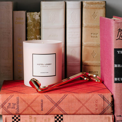 Hotel Lobby Signature Candle – Luxury Hand-Poured 9.75oz Soy Wax with Amber, Cedar & Musk