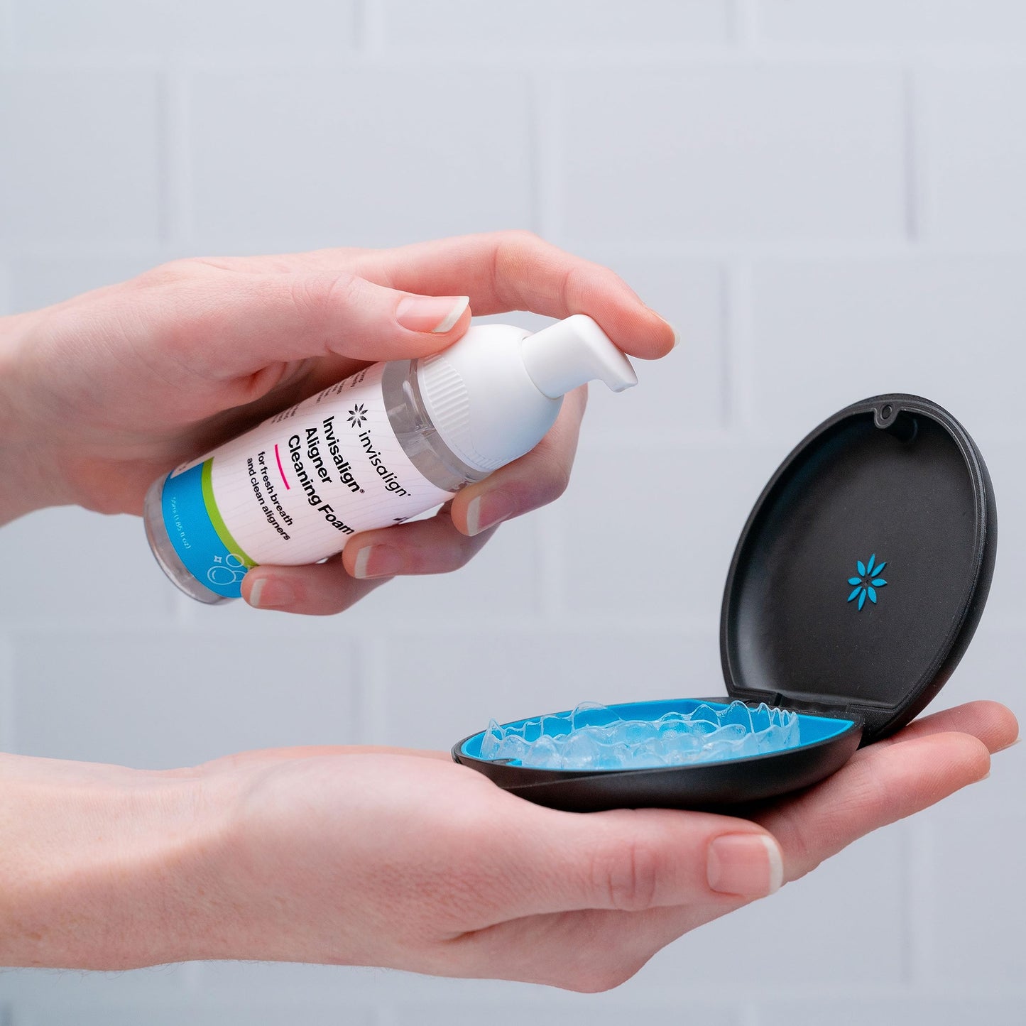 INVISALIGN Aligner Cleaning Foam 55 ml – On-The-Go Cleaner