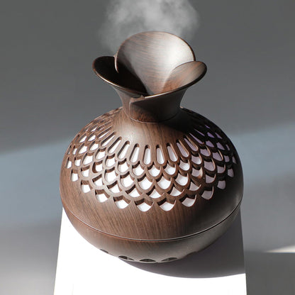 Mini Humidifier for Desk & Bedroom — 300ml Aromatherapy Diffuser with Quiet Night Light