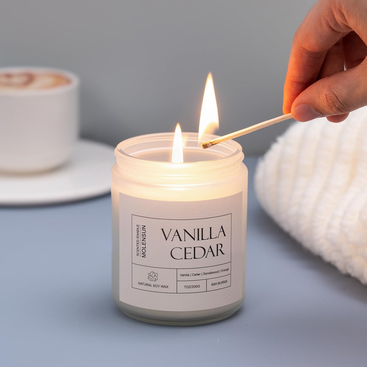 Molensun Vanilla Cedar Candle | 7 oz Soy Candle – Cozy Winter Gift
