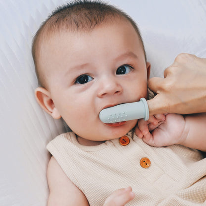 Moonkie Baby Finger Toothbrush Kit (2 Pcs) – Cloud & Mint – Safe Oral Cleaner for 3+ Months