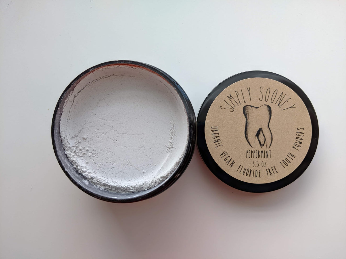 Simply Sooney Vegan Fluoride Free Toothpaste Powder – Organic Peppermint (3.5 oz)