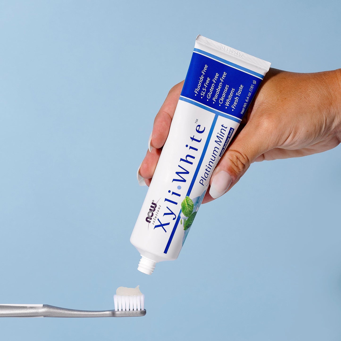 NOW Solutions XyliWhite Toothpaste Gel Platinum Mint – Cleanses & Whitens (6.4 oz)