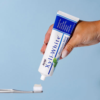 NOW Solutions XyliWhite Toothpaste Gel Platinum Mint – Cleanses & Whitens (6.4 oz)