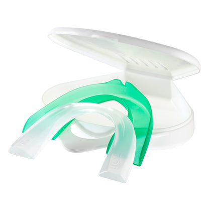 Oral-B Nighttime Mouth Guard – 3-Minute Moldable Dental Guard with Scope Mint