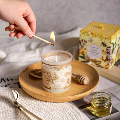 ROMIIE ZOI Aromatherapy Candle – Honey & Almond (6oz) | Soy Wax