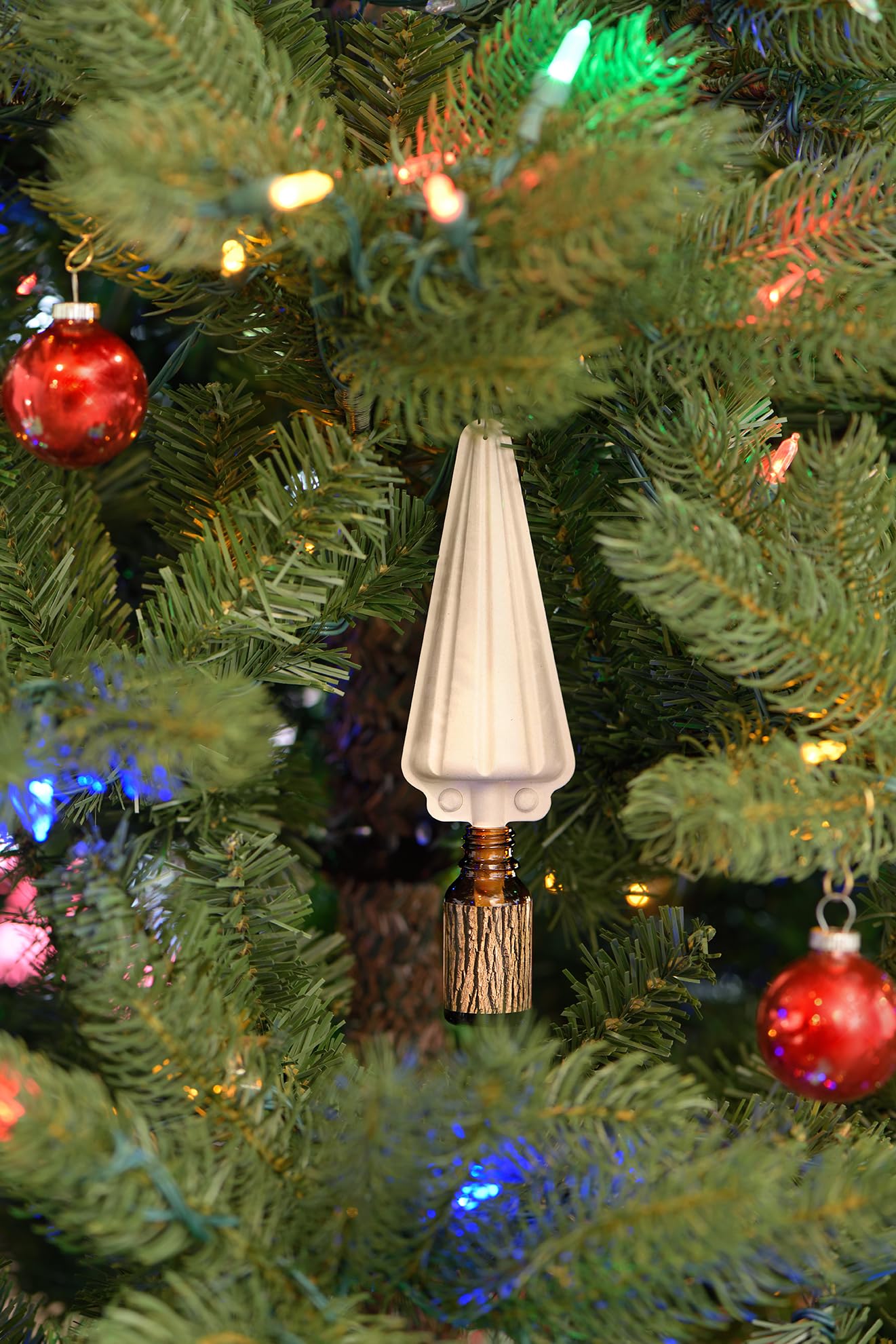 ScentKeeper Christmas Tree Oil Diffuser with 1/2 oz Pure Oil | Ulta Lit Technologies