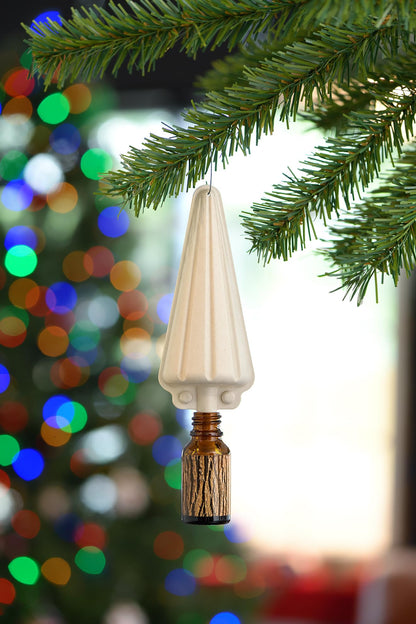 ScentKeeper Christmas Tree Oil Diffuser with 1/2 oz Pure Oil | Ulta Lit Technologies