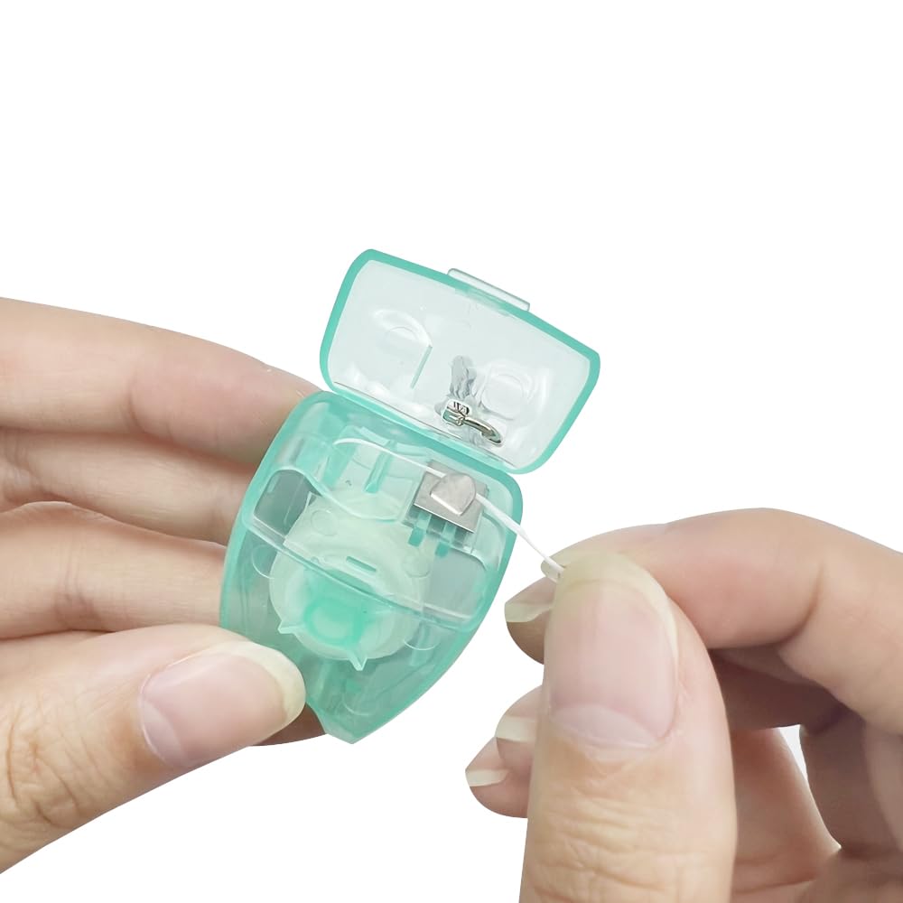 SENLIN DENTAL 20PCS Dental Floss Keychain – Portable Mint Tooth-Shaped Floss Box, 15m Length