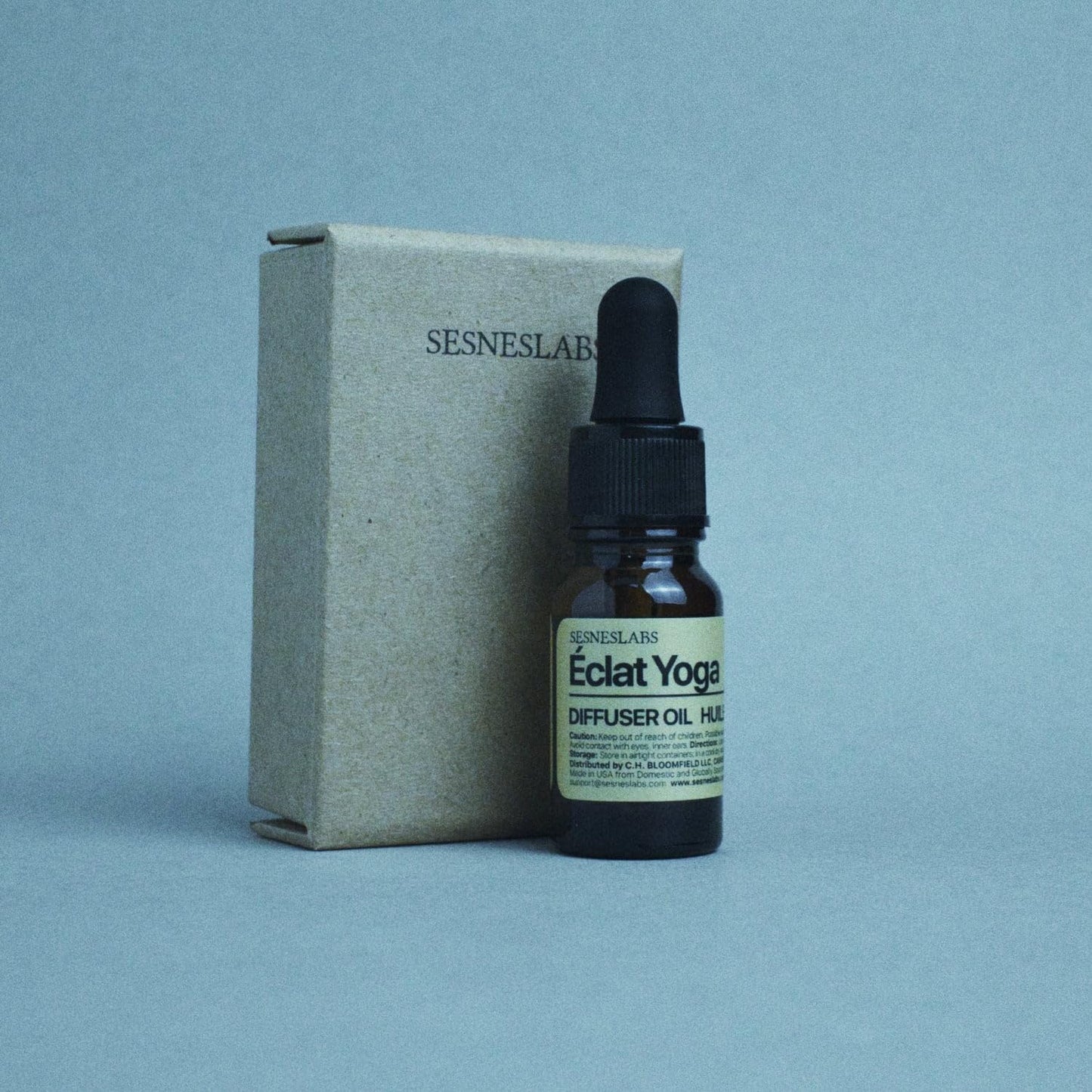 SesnesLabs Éclat Yoga Diffuser Oil – Cosmopolitan Yoga Selection | Italian Lemon, Bergamot, Pear, Basil, Ginger Flower, Musk (10 ml)