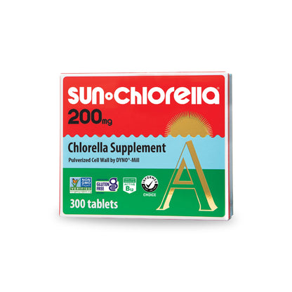 Sun Chlorella 200 mg Green Algae Superfood - Pulverized Cell Wall, CGF, B12, Iron, Protein - Non-GMO - 300 Tablets
