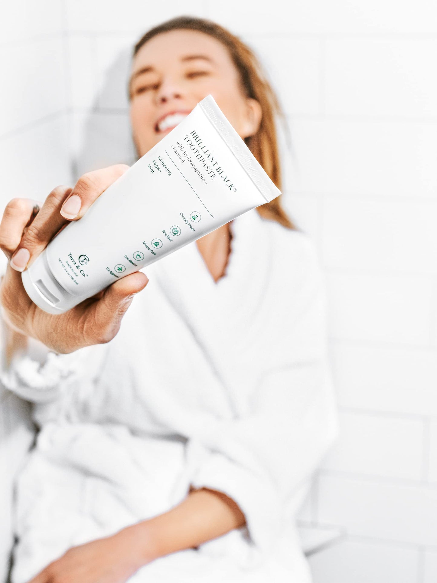 Terra & Co. Brilliant Black Teeth Whitening Kit – Vegan & Cruelty-Free