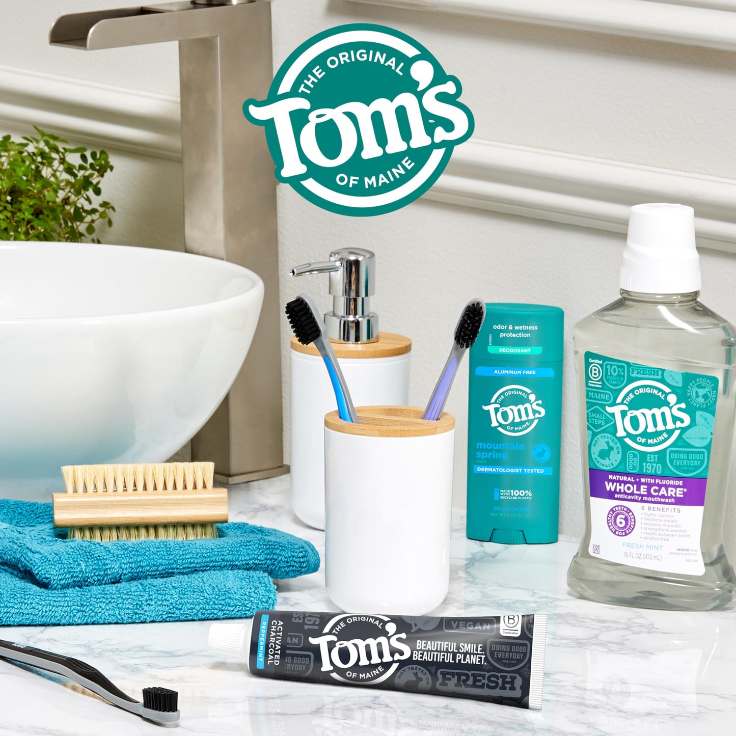 Tom’s of Maine Activated Charcoal Toothpaste with Fluoride – Peppermint, 3 Pack