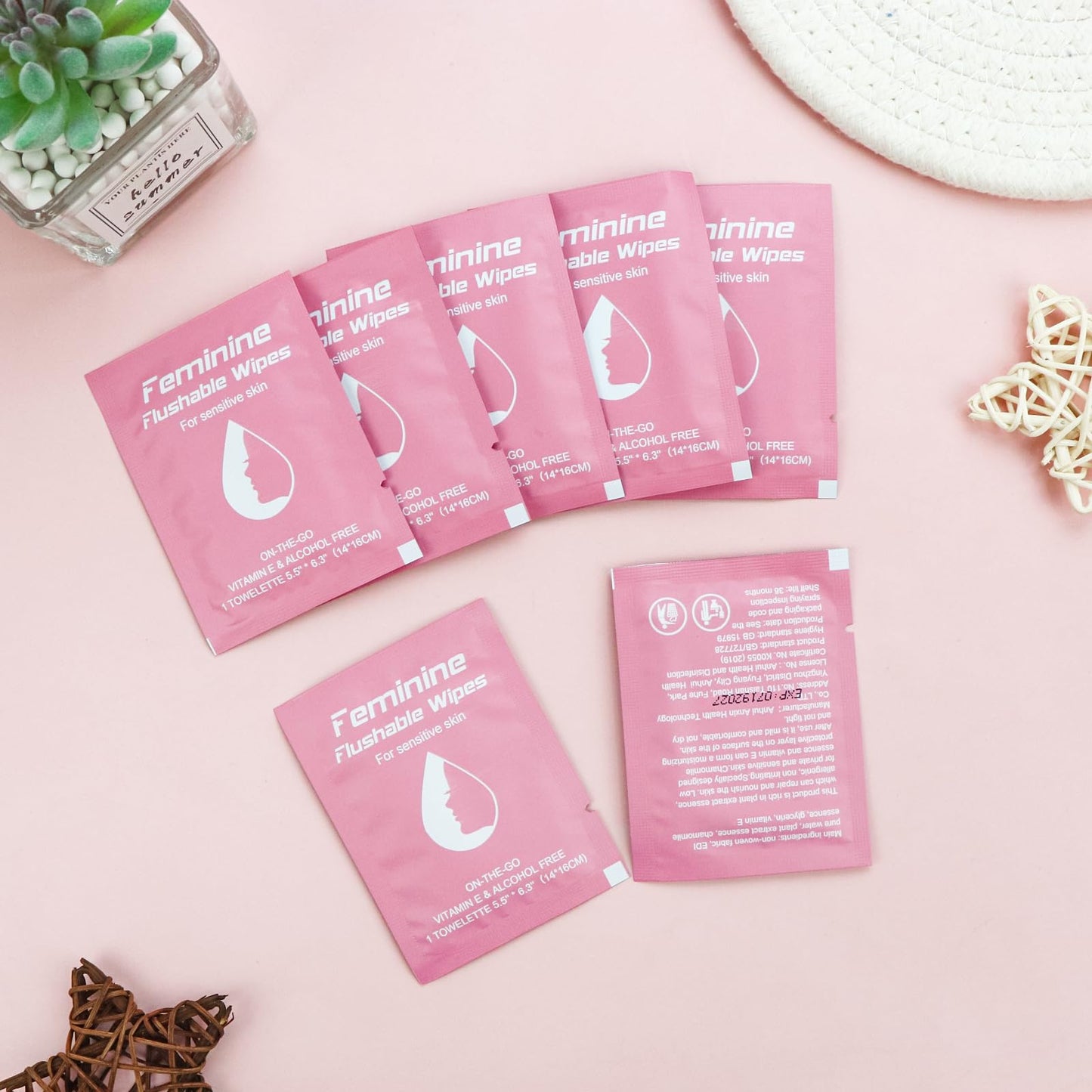 Twoworld 50 Feminine Wipes - Flushable Travel Wipes for Women, On-the-Go Personal Care