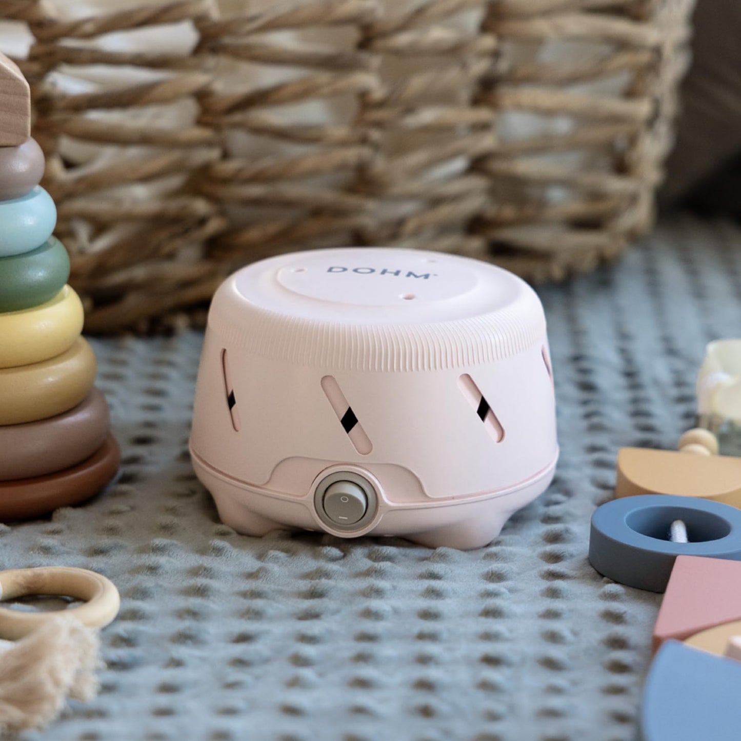 Yogasleep Dohm Uno Pink Noise Sound Machine — Adjustable Tone, Privacy & Travel Ready